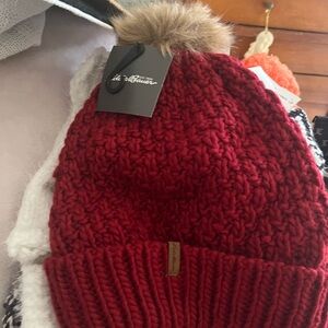 Eddie Bauer beanie